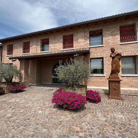 Agriturismo La Sapienza Monestirolo Kültér fotó
